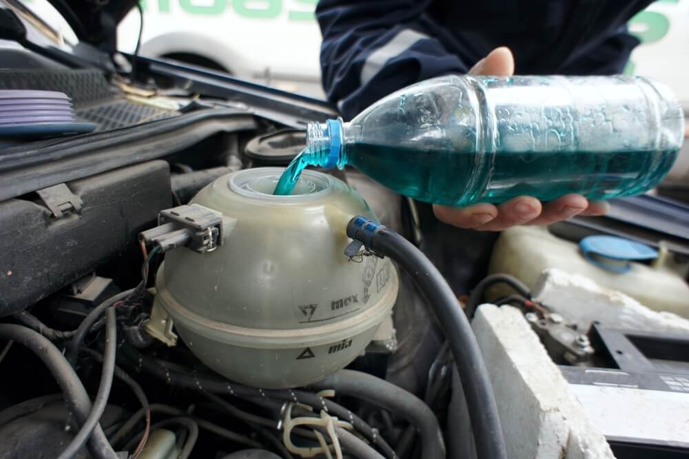 cap for water tank in car