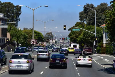 8 Crucial Steps to Avoid Common Errors When Changing Lanes