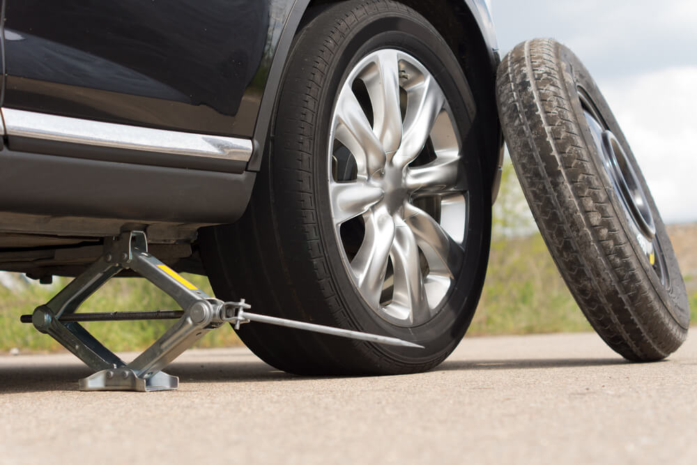 Where to Place a Jack to Change a Tire 