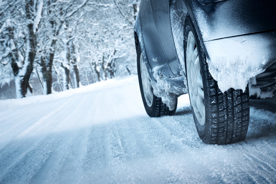 10 Excellent Tips to Navigate Winter Roads Like a Pro